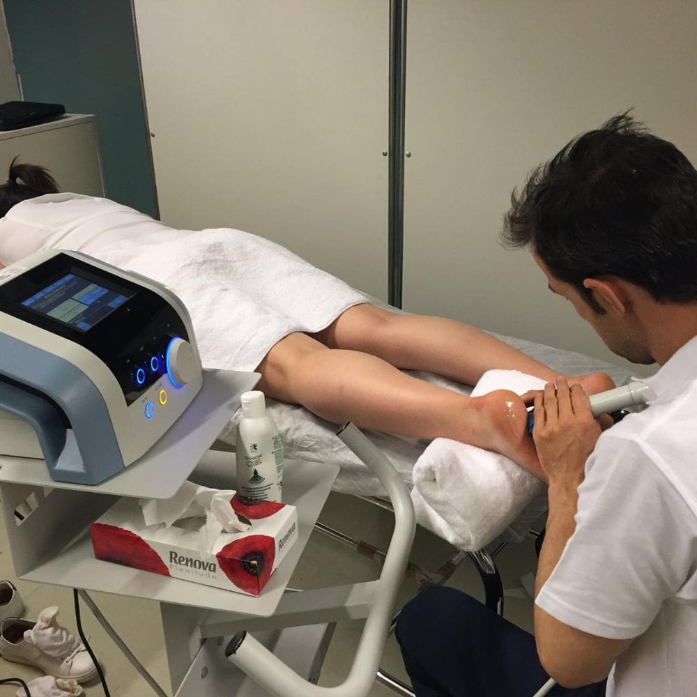 AtHealth-Masajes Y Fisioterapia-Milla de Oro-Madrid-3